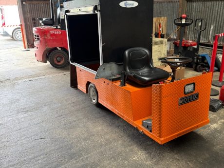 Motrec – E270 3 wheeled electric transporter